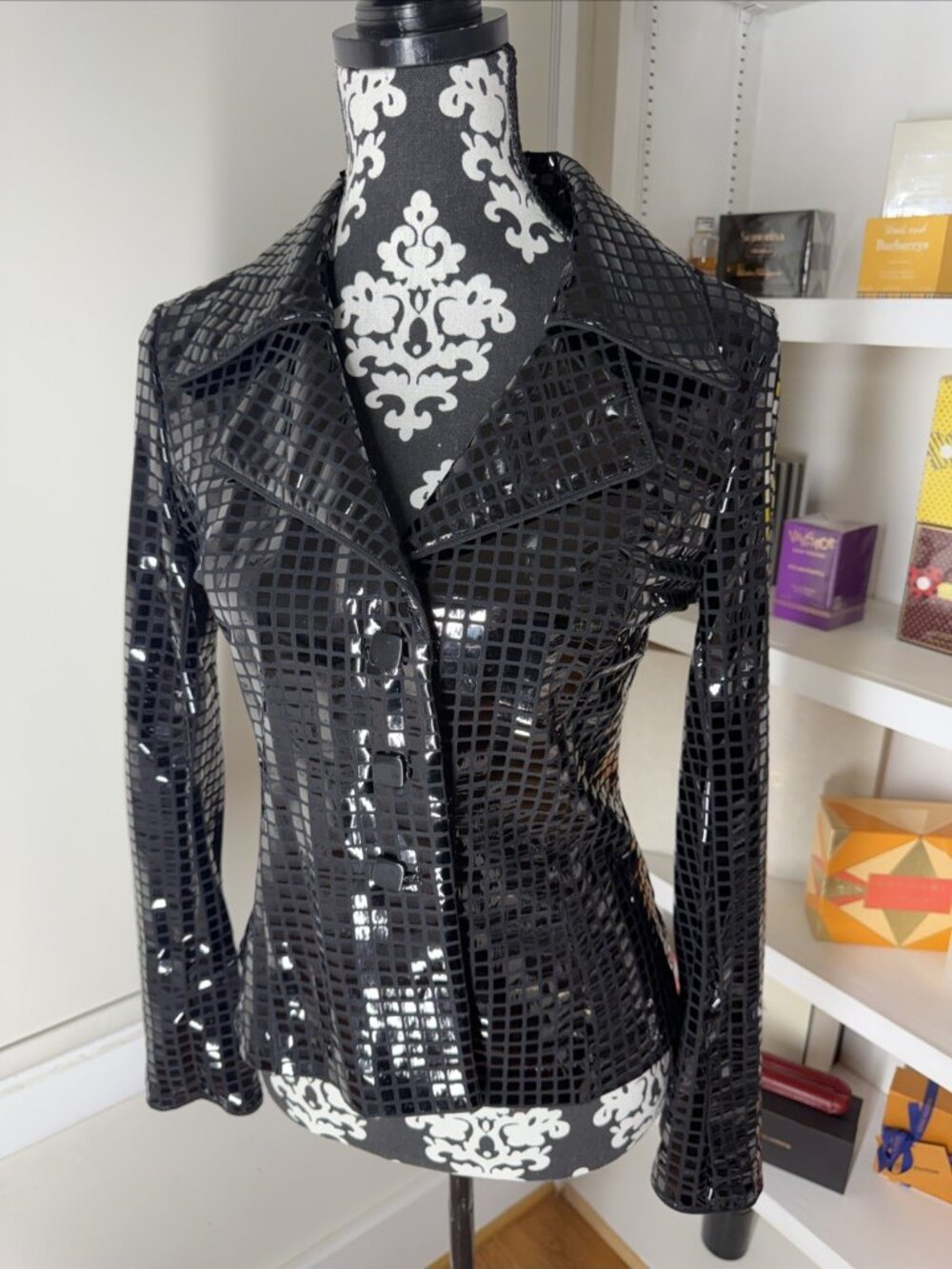 Amazing Vintage Clara S. Black Shiny Button Up Jacket Shirt Long Sleeves Classic